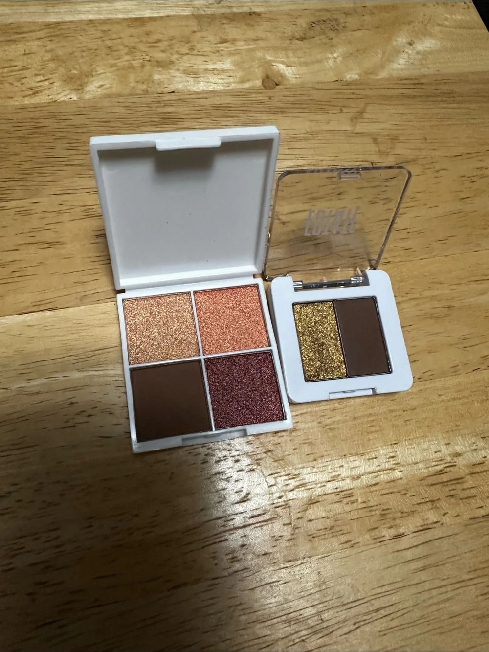 🌸5/$20🌸 Two Mini Eyeshadow Palettes